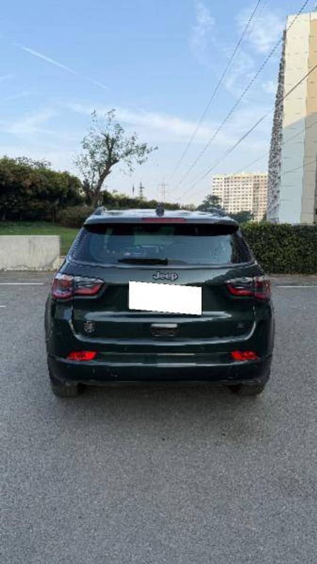 https://images10.gaadi.com/usedcar_image/4405013/original/5b30ab9e70948a457f281ddb292a5d9d.jpeg?imwidth=6402