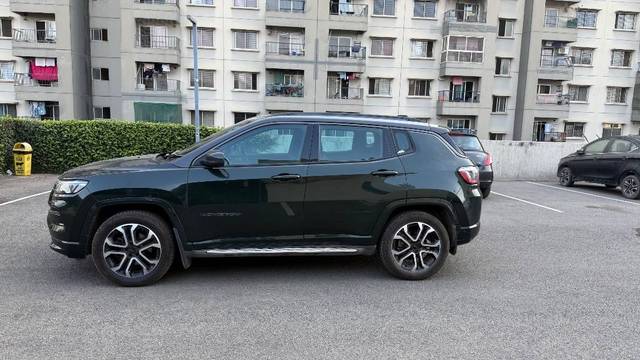 https://images10.gaadi.com/usedcar_image/4405013/original/eecefdfda794f99f1b05238d0f6e099c.jpeg?imwidth=6401