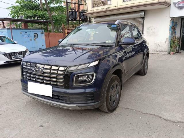 https://images10.gaadi.com/usedcar_image/4405147/original/processed_124194739caa25258d3eea21c76549ae.jpeg?imwidth=6400