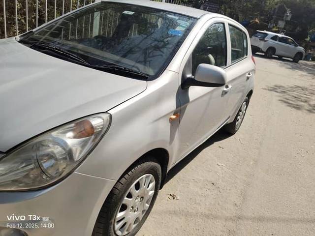 https://images10.gaadi.com/usedcar_image/4405163/original/processed_bbe9251c0cee90ac2e13f71da4968e40.jpg?imwidth=6402