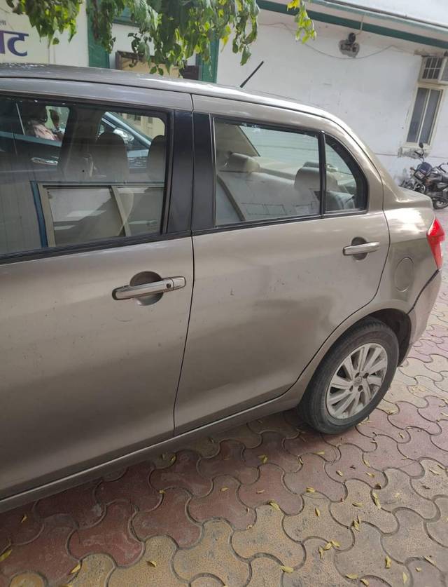 https://images10.gaadi.com/usedcar_image/4405223/original/processed_8a130561f1b0d465cea457b838a33841.jpg?imwidth=6402