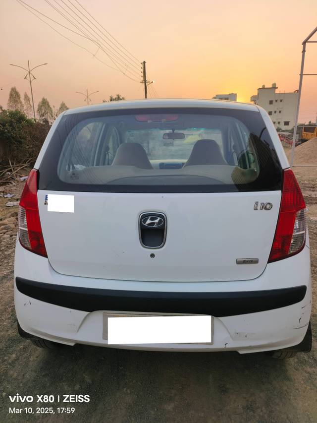 https://images10.gaadi.com/usedcar_image/4405269/original/processed_687a956e1761e8a4900320ed94d32a14.jpg?imwidth=6401