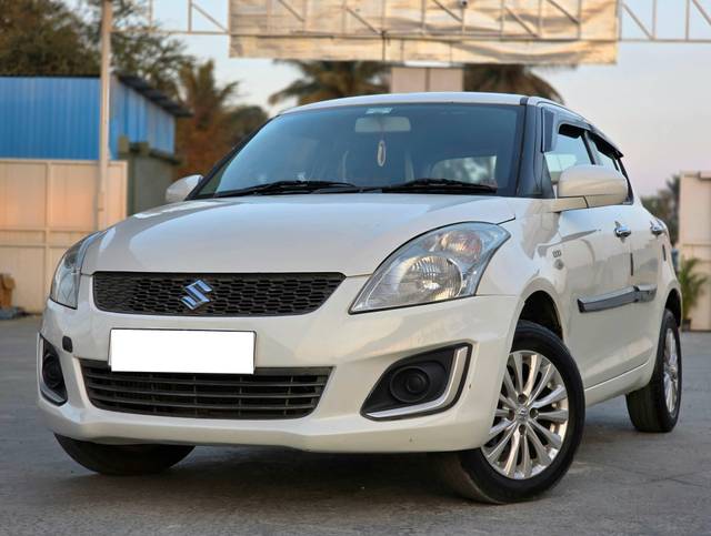 https://images10.gaadi.com/usedcar_image/4405398/original/processed_c313a1a57b43532174437daec70ba7a7.jpg?imwidth=6402