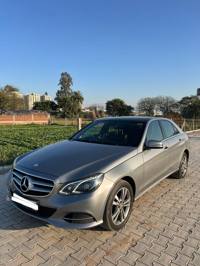 https://images10.gaadi.com/usedcar_image/4405419/original/processed_f5f8a26af0d41a077b0634b7b8ea5ab3.jpg?imwidth=6400