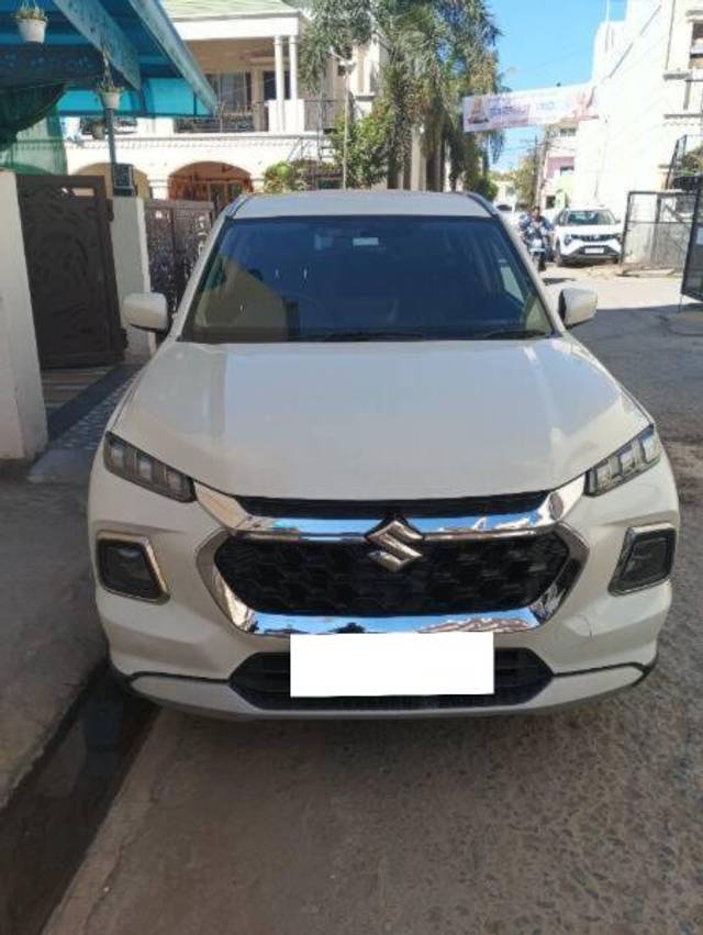 https://images10.gaadi.com/usedcar_image/4405436/original/processed_1d693ecf-8809-4139-a49b-1e2af64453f3.jpg?imwidth=6400