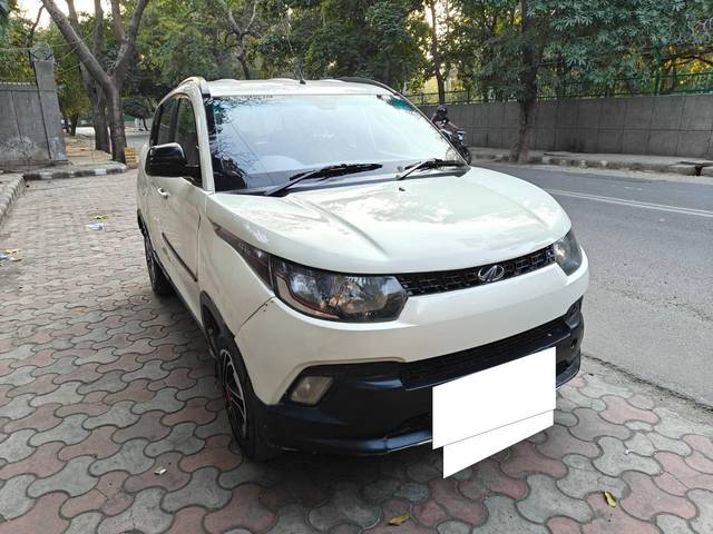 https://images10.gaadi.com/usedcar_image/4405505/original/processed_9052862853834bbb47ff81a828e93bc0.jpg?imwidth=6400