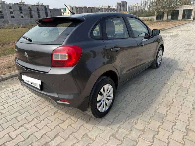 https://images10.gaadi.com/usedcar_image/4405541/original/processed_c5970c5678b20cd4fcbe3427cd7b502f.jpg?imwidth=6401