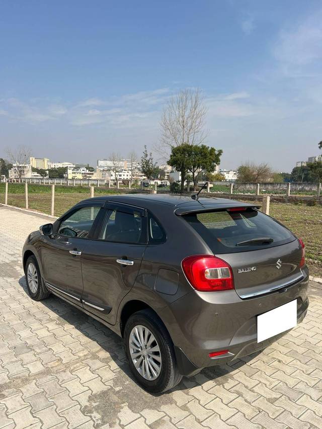 https://images10.gaadi.com/usedcar_image/4405548/original/processed_157b08426ec3ee3e07b8277755666ef9.jpg?imwidth=6401