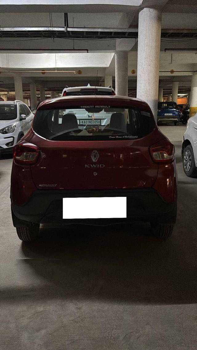 https://images10.gaadi.com/usedcar_image/4405779/original/b8f6b9e824f30e1579e815b94c2832b6.jpg?imwidth=6401