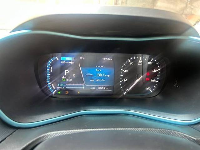 https://images10.gaadi.com/usedcar_image/4405928/original/80d22d350bdaa6b5e2ce03cb6acdb99f.jpeg?imwidth=6400