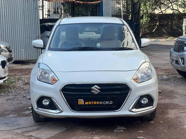 https://images10.gaadi.com/usedcar_image/4406108/original/processed_53ec6693ce78b9a7f59164b8af1b2805.jpg?imwidth=6402