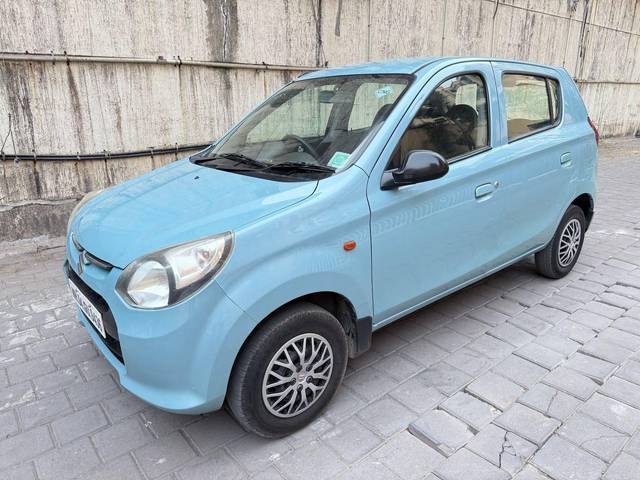 https://images10.gaadi.com/usedcar_image/4406147/original/processed_7cc2d1c00b01a884c45b176cd092c302.jpg?imwidth=6400