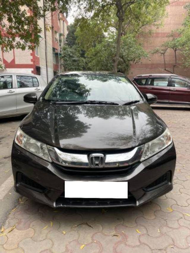 https://images10.gaadi.com/usedcar_image/4406164/original/09acaae5bd78b74ecde6d690d09a05b4.jpeg?imwidth=6401