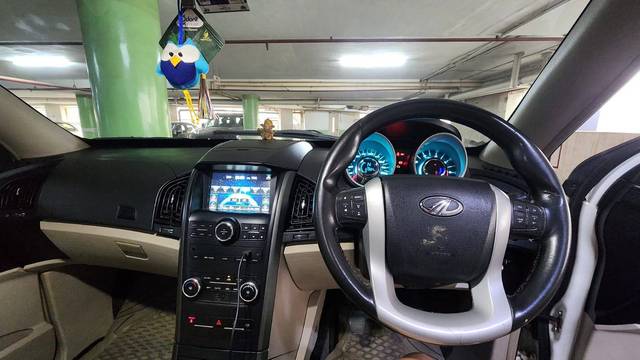 https://images10.gaadi.com/usedcar_image/4406167/original/15601c9fb03cf0588d60442780333e77.jpg?imwidth=6401