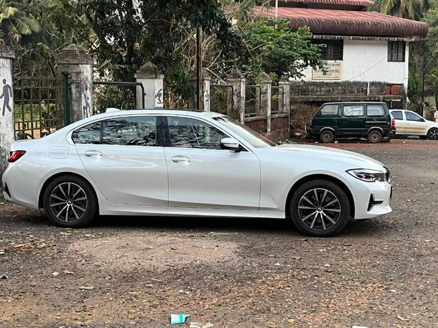 https://images10.gaadi.com/usedcar_image/4406168/original/a6b629a88cff4960cd00b4c5cd0dcb15.jpg?imwidth=6401