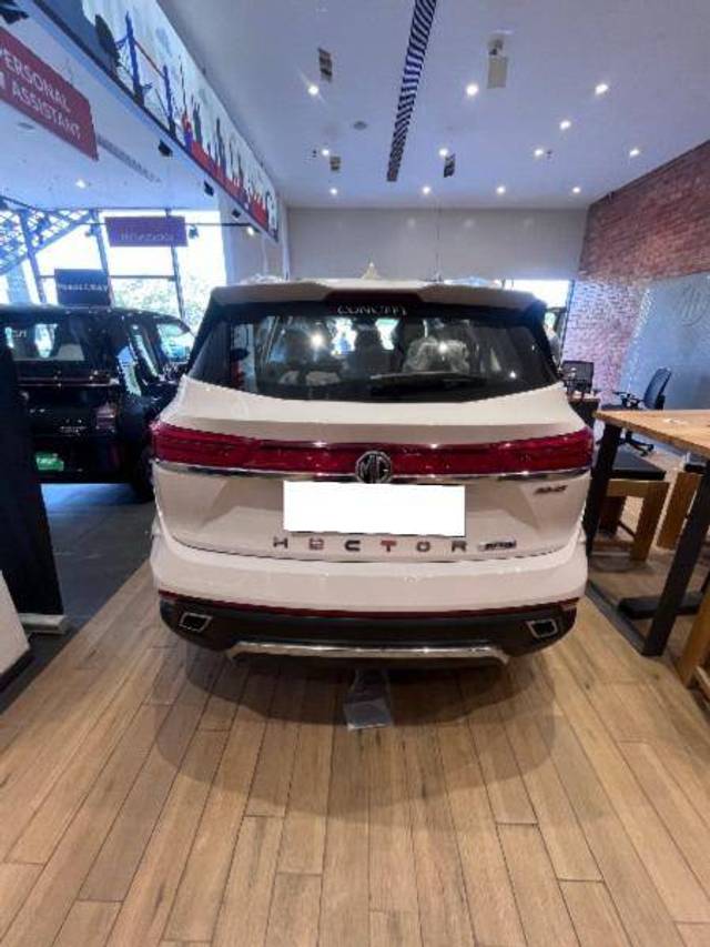 https://images10.gaadi.com/usedcar_image/4406229/original/a70af28f326fd8e7778cf6c76f5636fa.jpeg?imwidth=6400