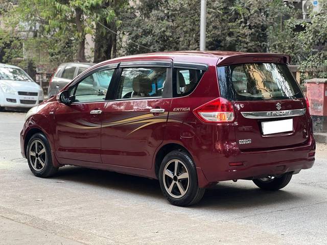 https://images10.gaadi.com/usedcar_image/4406252/original/processed_ed981ffe40730bac7653299791830726.jpg?imwidth=6402