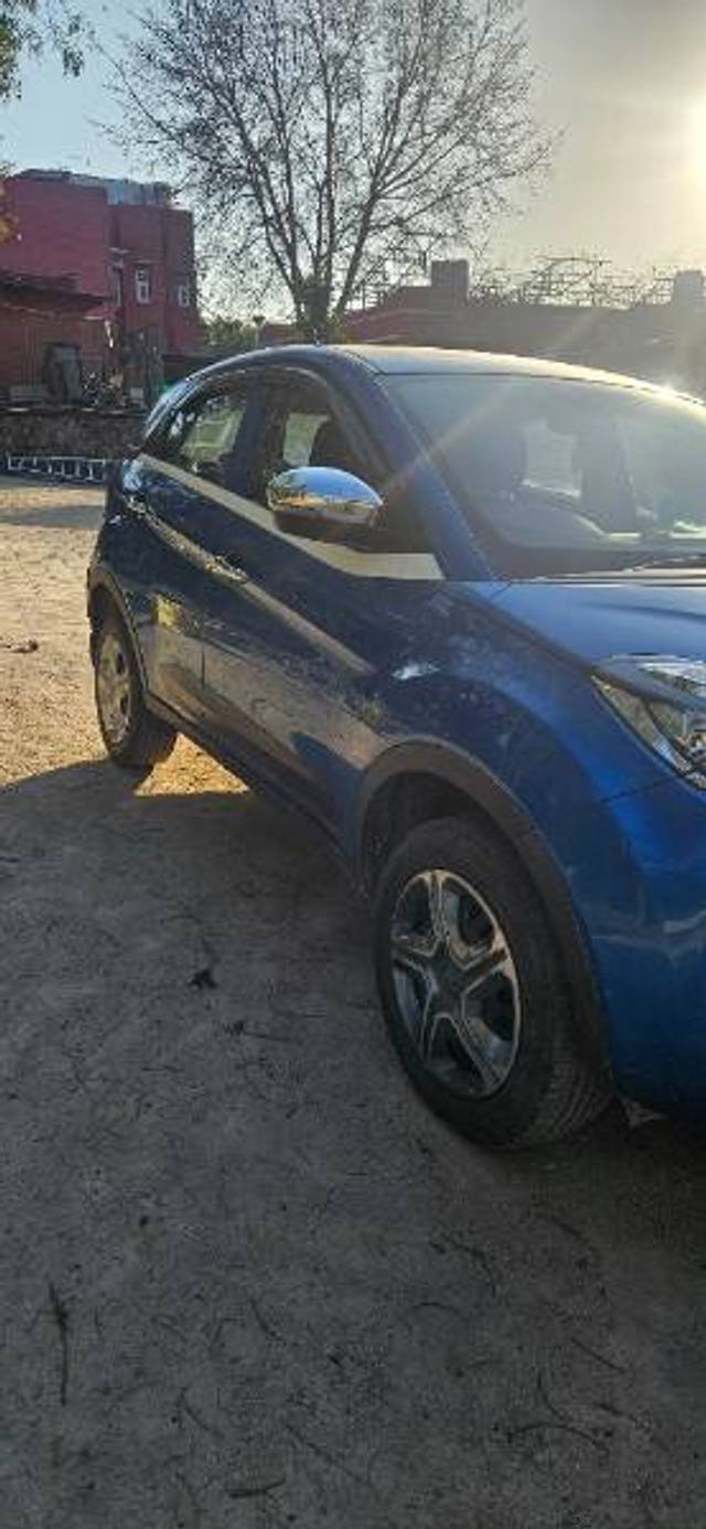 https://images10.gaadi.com/usedcar_image/4406272/original/334c15b0425181551647ba416711363e.jpg?imwidth=6401
