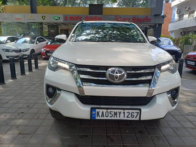 https://images10.gaadi.com/usedcar_image/4406336/original/a7445209a1b688644fc6d490b25294ca.jpg?imwidth=6400