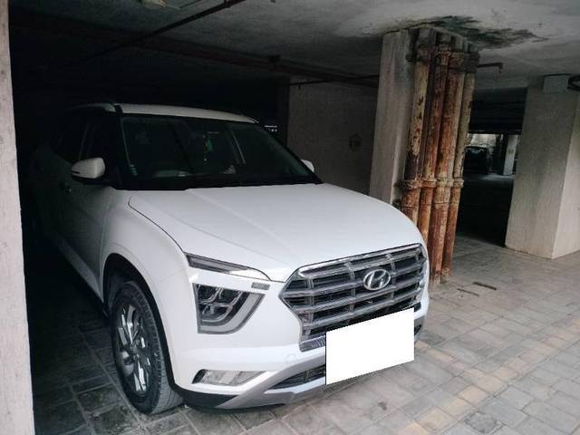 https://images10.gaadi.com/usedcar_image/4406353/original/bfd4346a41b1b8a07b26841eb013d397.jpg?imwidth=6400