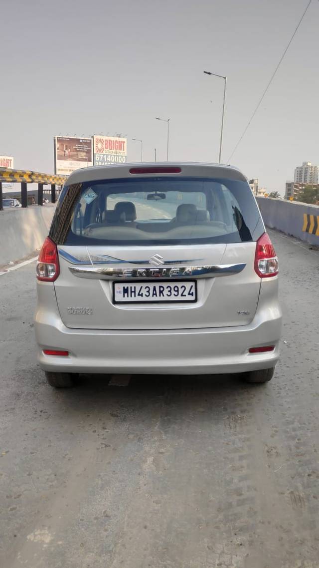 https://images10.gaadi.com/usedcar_image/4406373/original/4be157083e523e1c206436772e873e1b.jpg?imwidth=6402