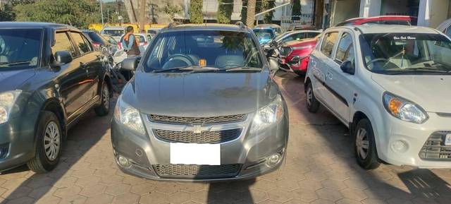 https://images10.gaadi.com/usedcar_image/4406486/original/processed_ae0ca69f2e17a73d22b00ce0aadba08e.jpeg?imwidth=6402