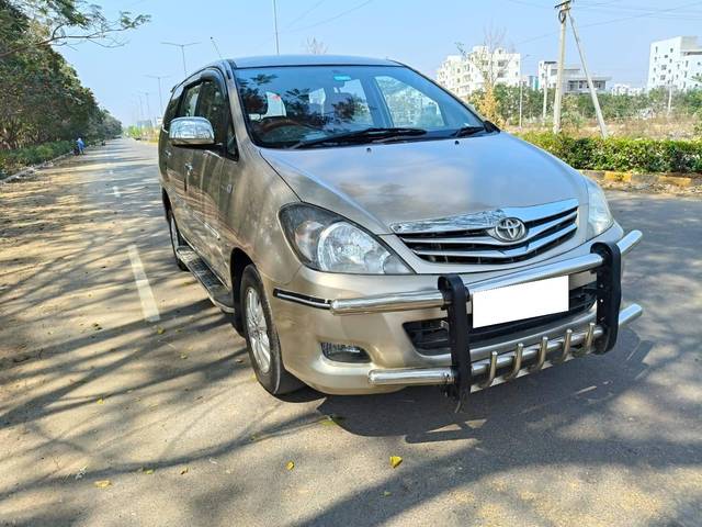 https://images10.gaadi.com/usedcar_image/4406580/original/processed_d221623eff6bf2dbe5844f8daa663a70.jpg?imwidth=6400