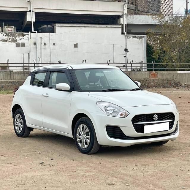 https://images10.gaadi.com/usedcar_image/4406697/original/processed_dcf903da2e6cc5c1205fd9c663539e7d.jpg?imwidth=6400