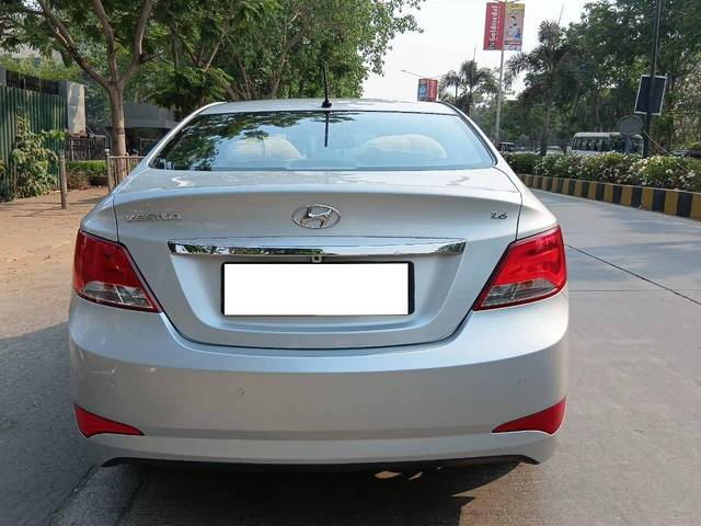 https://images10.gaadi.com/usedcar_image/4406709/original/processed_1f47cfc321509ca365d8178c243fcdf4.jpeg?imwidth=6402