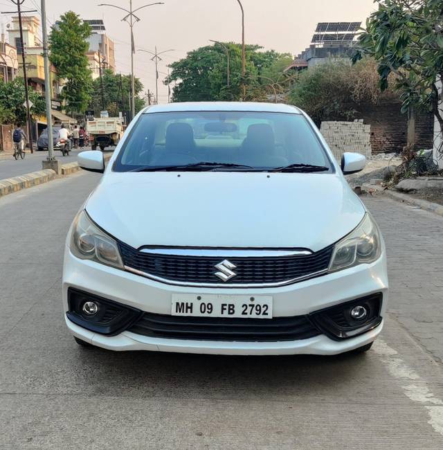 https://images10.gaadi.com/usedcar_image/4406793/original/8551fac4a35a694b0c865c04e41e3dfb.jpg?imwidth=6401