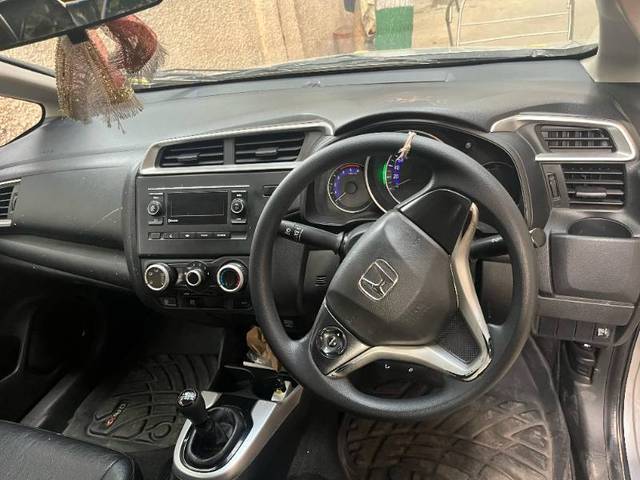 https://images10.gaadi.com/usedcar_image/4406826/original/dbce70bd45468a6f9960f6f97911230c.jpeg?imwidth=6402