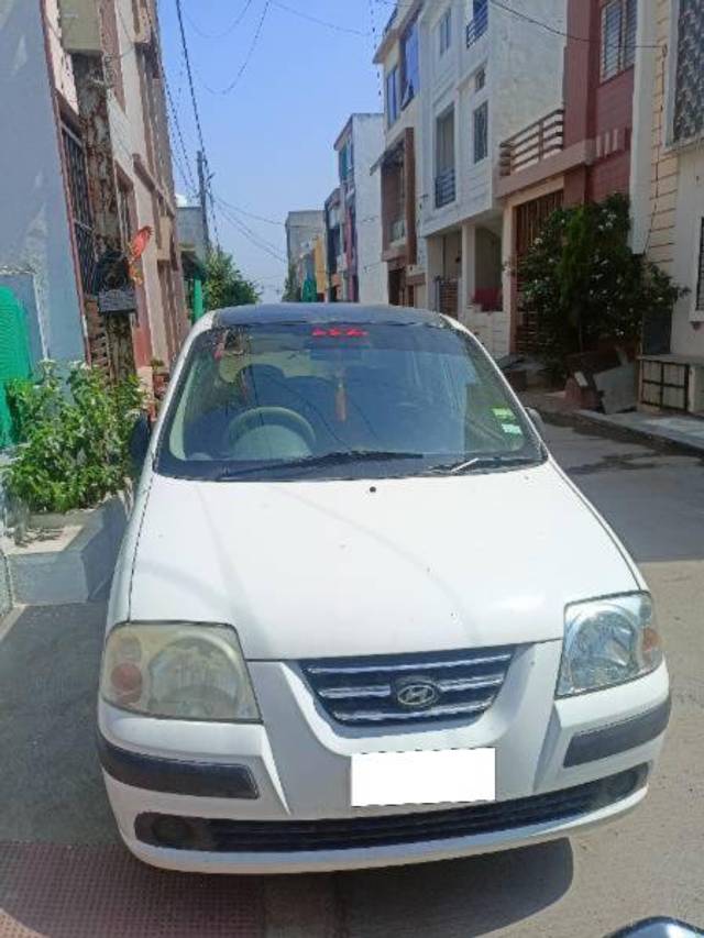 https://images10.gaadi.com/usedcar_image/4407068/original/processed_bc3dab39-1481-437d-afee-da2a44a08654.jpg?imwidth=6400