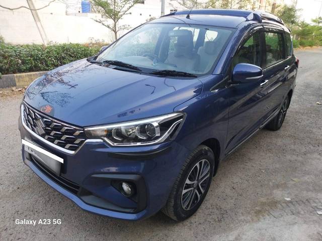 https://images10.gaadi.com/usedcar_image/4407172/original/processed_724c4ed6ba8ab02e7d00d7b4526ca77e.jpg?imwidth=6400