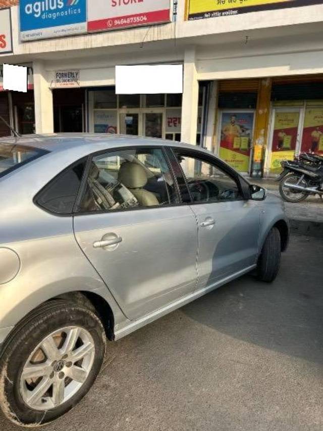 https://images10.gaadi.com/usedcar_image/4407262/original/processed_1338e84a-dcab-4df1-9525-34c345cc3bed.jpeg?imwidth=6402