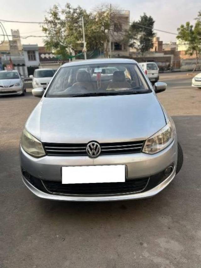 https://images10.gaadi.com/usedcar_image/4407262/original/processed_ccbe6085-33ea-47cf-a175-75de77a6e9e4.jpeg?imwidth=6400