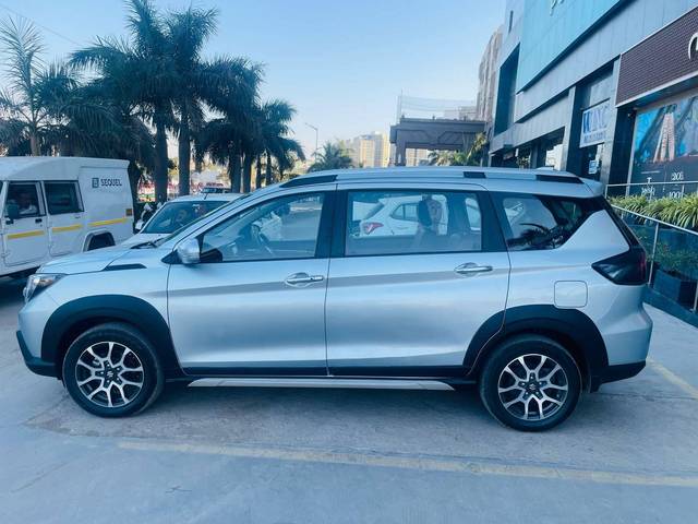 https://images10.gaadi.com/usedcar_image/4407326/original/processed_840e7479eb3c9804f83ad0d4b6688b61.jpg?imwidth=6402