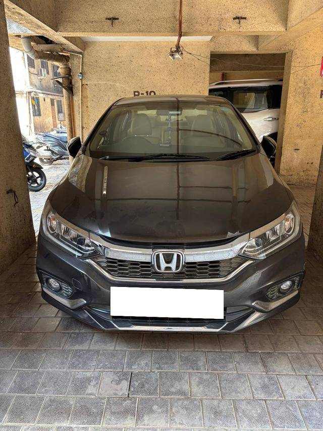 https://images10.gaadi.com/usedcar_image/4407492/original/68ca24b780eace67d643b50680d7eb49.jpg?imwidth=6400