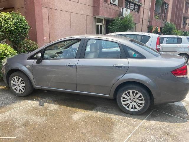 https://images10.gaadi.com/usedcar_image/4407518/original/c089845e760f2ebb08956f92d869d499.jpeg?imwidth=6400