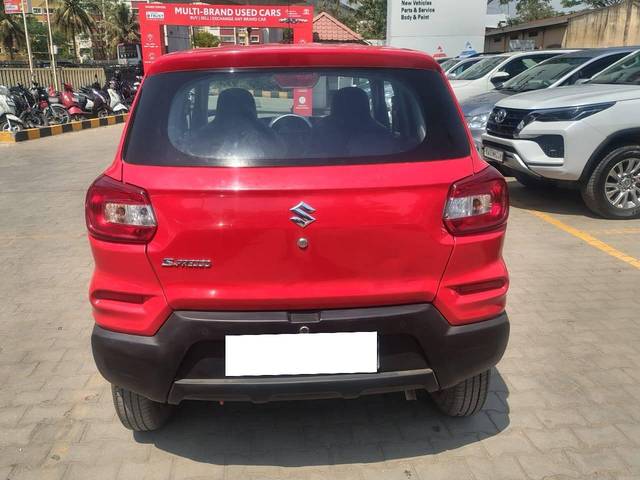 https://images10.gaadi.com/usedcar_image/4407538/original/processed_95c942aa823ceb6d557fbbbaccd62f0e.jpg?imwidth=6401