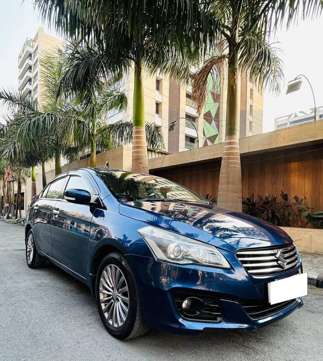 https://images10.gaadi.com/usedcar_image/4407539/original/processed_268a3a7354f0fcd06112a3b7d69a784b.jpg?imwidth=6400