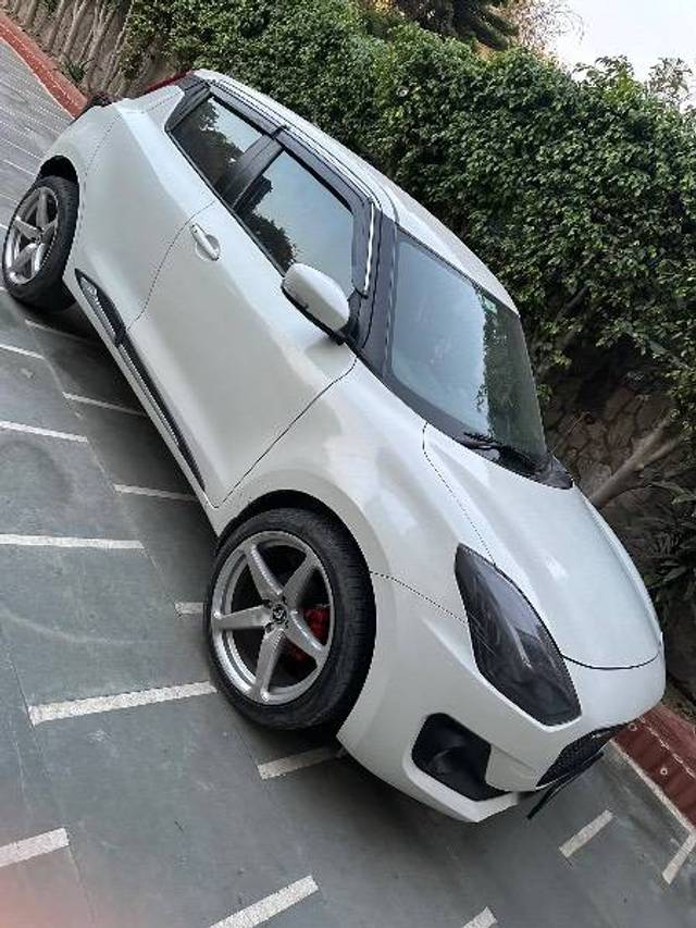 https://images10.gaadi.com/usedcar_image/4407562/original/b0c42f6e0f5a4e5479b0870c7c3f2b6b.jpeg?imwidth=6400
