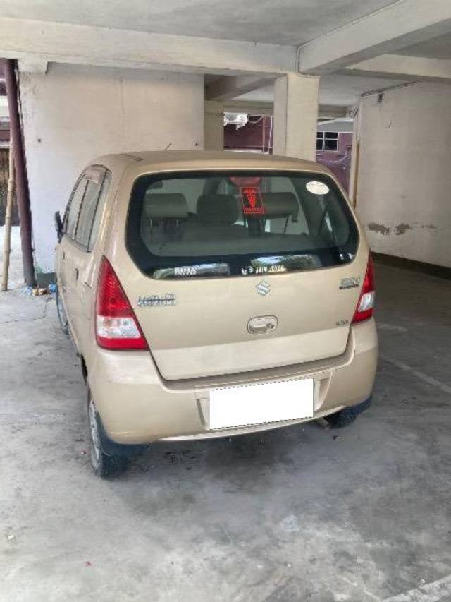 https://images10.gaadi.com/usedcar_image/4407585/original/processed_357dea21-becf-4810-bc45-693ffc396b1f.jpeg?imwidth=6401