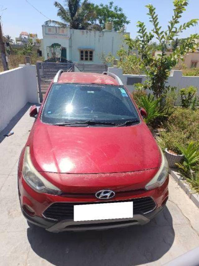 https://images10.gaadi.com/usedcar_image/4407669/original/dca3473d0966c06fed3a1686ed205565.jpg?imwidth=6402