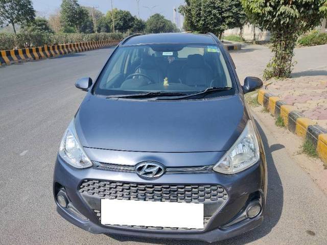 https://images10.gaadi.com/usedcar_image/4407704/original/7f008305366e05e93f277aeb2014926c.jpg?imwidth=6402