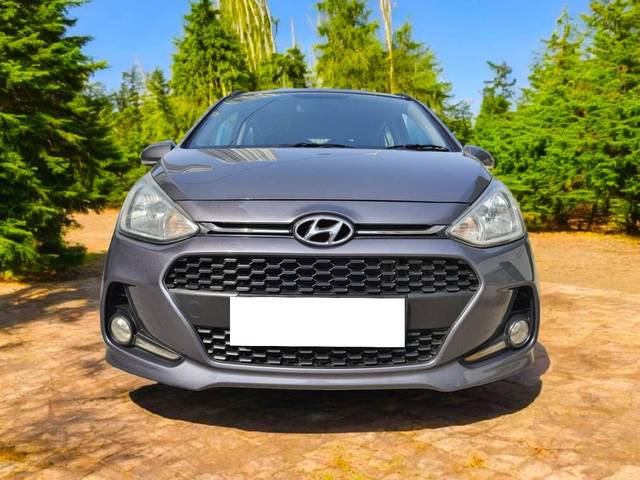 https://images10.gaadi.com/usedcar_image/4407725/original/processed_530953fea5022c59e910d37a1120ccb0.jpeg?imwidth=6400