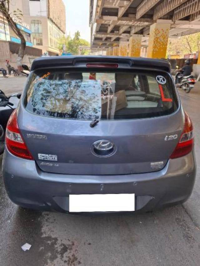 https://images10.gaadi.com/usedcar_image/4407732/original/6e1b99fab16f993bbdd05b3be0c317f2.jpeg?imwidth=6402
