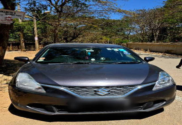 https://images10.gaadi.com/usedcar_image/4407763/original/ffc793a3b26f51fb6f4df1d32d61bbfb.jpg?imwidth=6400