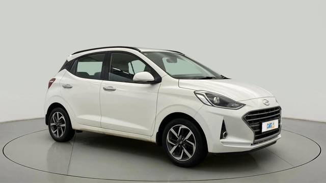 https://images10.gaadi.com/usedcar_image/4407851/original/048f33029164e22d9d3989333820933a.jpg?imwidth=6400