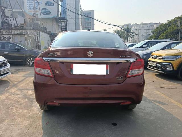 https://images10.gaadi.com/usedcar_image/4407929/original/processed_7a63c0b9e947f082696207a648dec5d2.jpg?imwidth=6401