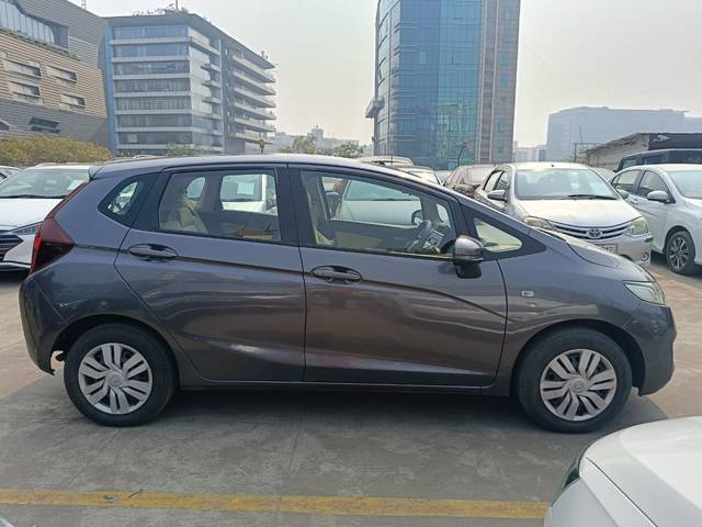 https://images10.gaadi.com/usedcar_image/4407945/original/b6fec9934210d79ce781974251fae090.jpg?imwidth=6401